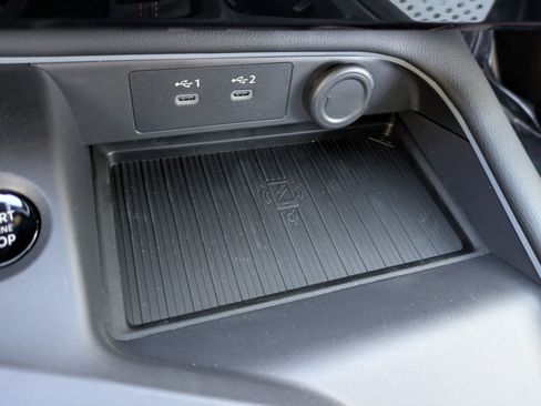 New 2026 Nissan Sentra SR w/ Floor Mat Package image 18