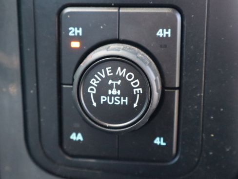 Used 2023 Ford F150 Lariat w/ Max Trailer Tow Package image 26