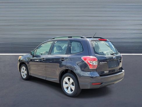 Used 2015 Subaru Forester 2.5i w/ Alloy Wheel Package AWD/4WD image 4