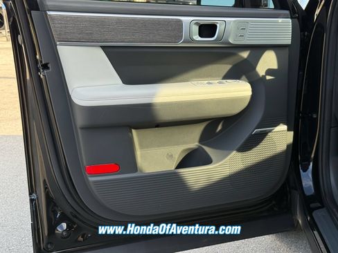 Used 2024 Hyundai Santa Fe Limited FWD image 21