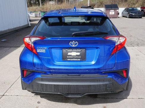 Used 2021 Toyota C-HR XLE image 6