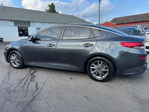 Used 2019 Kia Optima LX image 3