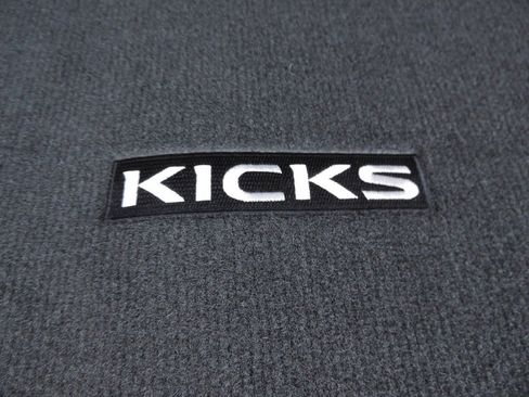 New 2025 Nissan Kicks Play S image 15