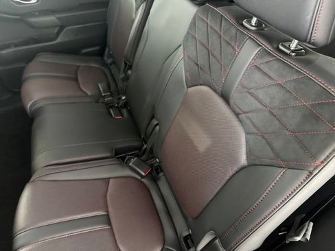 Used 2026 Honda Pilot Touring image 30