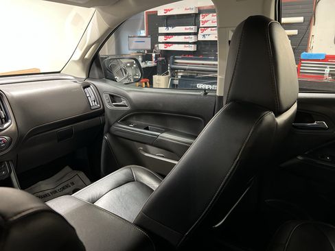 Used 2022 GMC Canyon AT4 AWD/4WD image 33