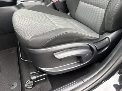 Used 2021 Kia Soul LX FWD image 15