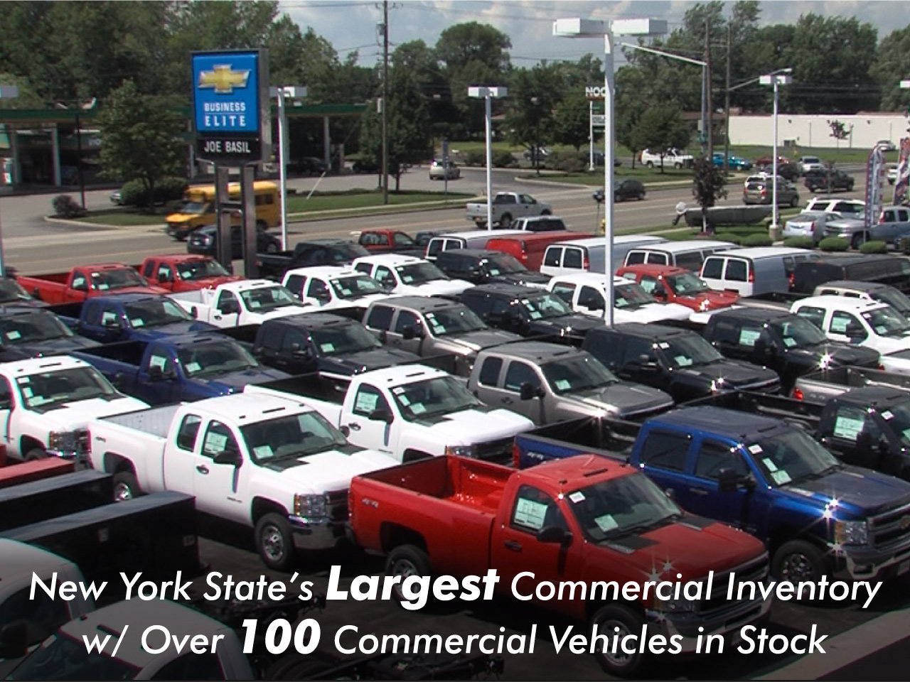 Used 2021 GMC Savana 3500 Extended w/ Power Convenience Package RWD image 16