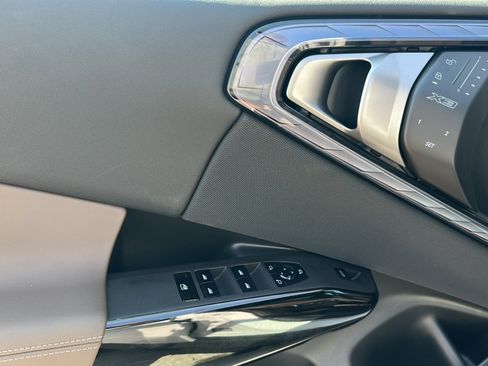 New 2026 BMW X3 xDrive30 w/ Premium Package image 13