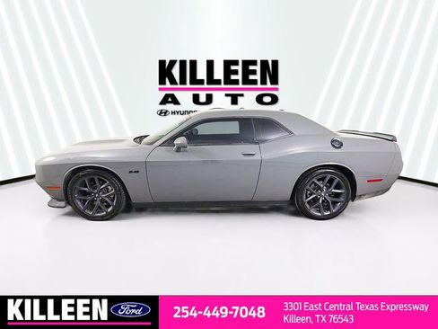 Used 2023 Dodge Challenger R/T w/ Blacktop Package RWD image 4