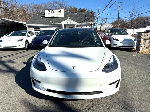 Used 2023 Tesla Model 3 Standard Range RWD image 7