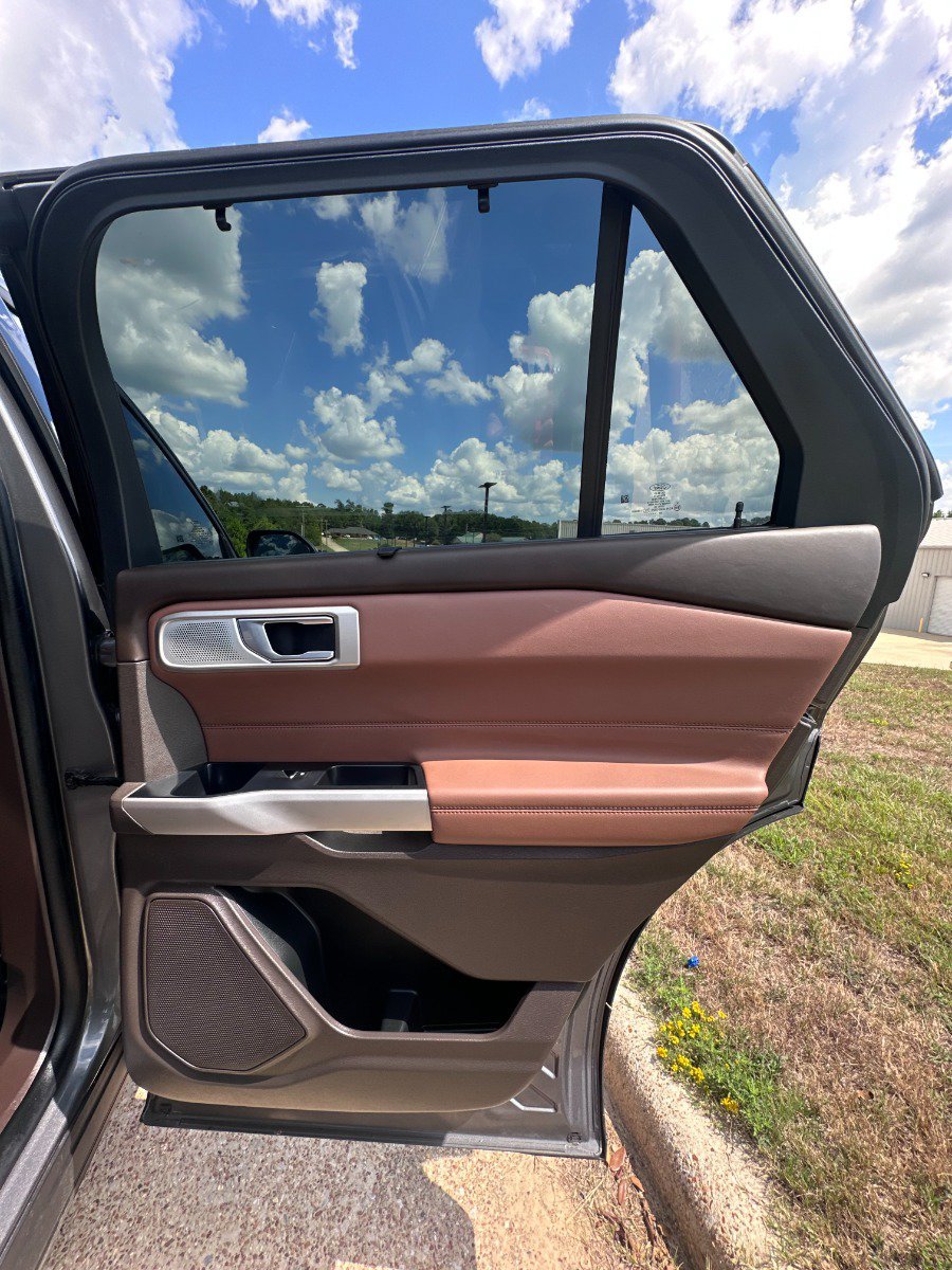 Used 2023 Ford Explorer King Ranch w/ Technology Package AWD/4WD image 19