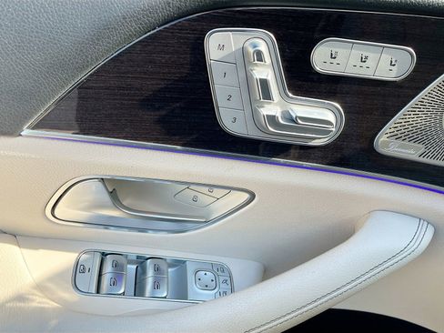 Used 2021 Mercedes-Benz GLE 350 4MATIC image 18