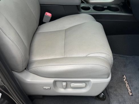 Used 2012 Toyota Tundra Limited w/ Platinum Pkg image 77