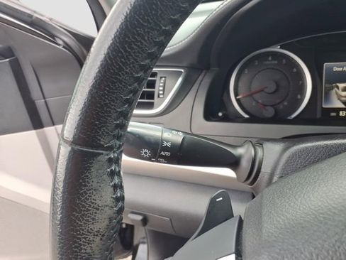 Used 2016 Toyota Camry XSE w/ Moonroof Package FWD image 24