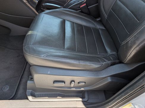 Used 2014 Ford Escape Titanium AWD/4WD image 21