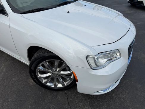 Used 2015 Chrysler 300 C w/ Light Group AWD/4WD image 55