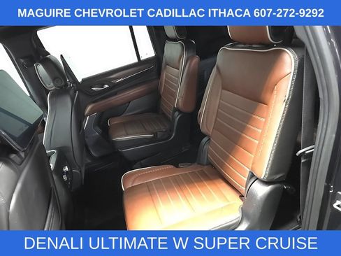 Used 2023 GMC Yukon XL Denali Ultimate AWD/4WD image 33