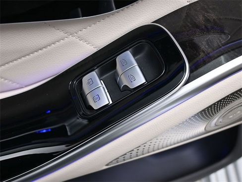 Used 2024 Mercedes-Benz S 580 4MATIC Sedan image 12