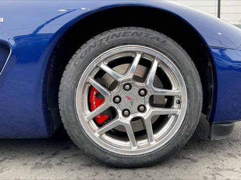 Used 2004 Chevrolet Corvette Z06 w/ Z06 Preferred Equipment Group image 12