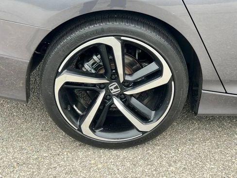 Used 2020 Honda Accord Sport image 32