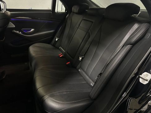 Used 2017 Mercedes-Benz S 550 Sedan image 12