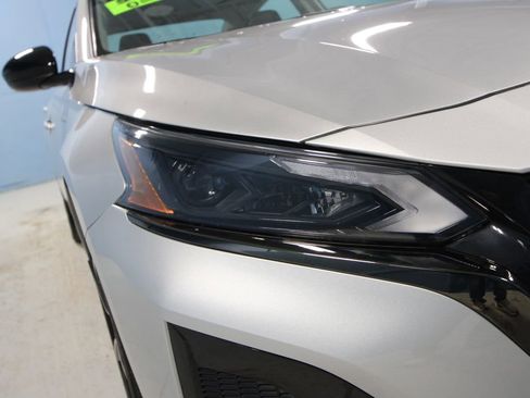 Used 2023 Nissan Altima 2.5 SR w/ SR Premium Package image 34