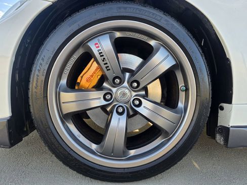 Used 2008 Nissan 350Z NISMO image 13