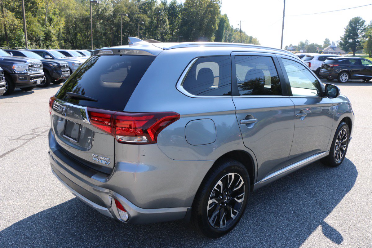 Used 2018 Mitsubishi Outlander SEL AWD/4WD image 8