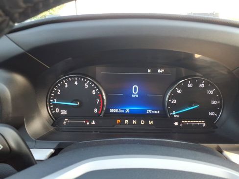 Used 2021 Ford Explorer XLT w/ Equipment Group 202A AWD/4WD image 19