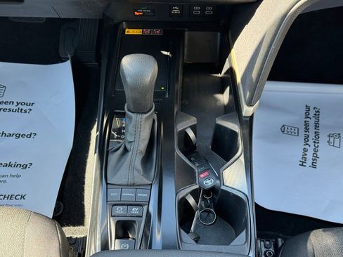 Used 2025 Toyota Camry LE image 34