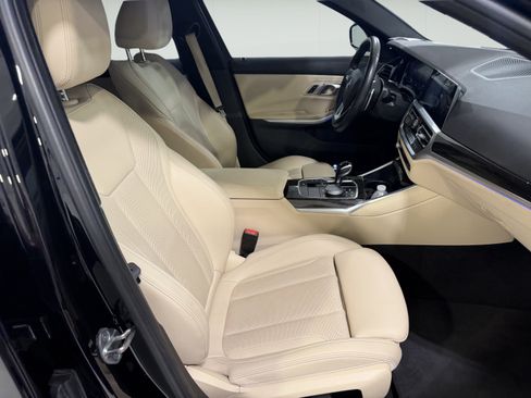 Used 2022 BMW 330i Sedan w/ Driving Assistance Package RWD image 13
