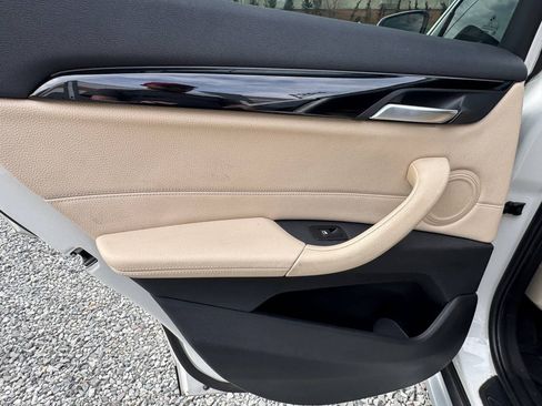 Used 2018 BMW X1 sDrive28i FWD image 25