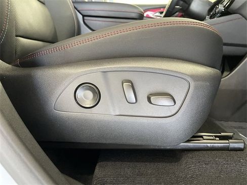 New 2026 Chevrolet Traverse RS image 24