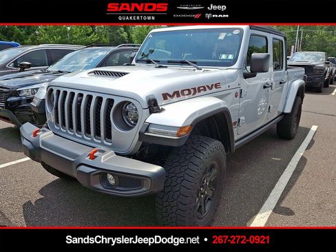 Used 2022 Jeep Gladiator Mojave w/ LED Lighting Group AWD/4WD image 1