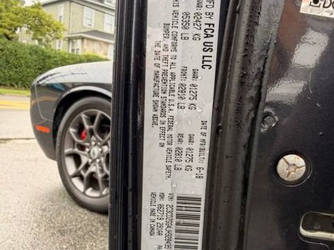 Used 2018 Dodge Challenger GT AWD/4WD image 33