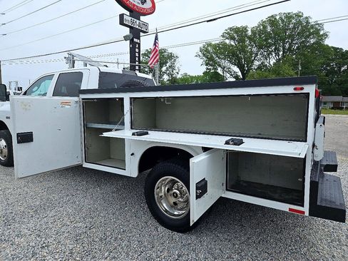 Used 2016 RAM 3500 Tradesman image 21