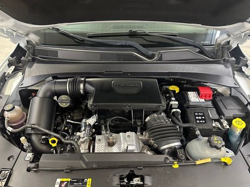 Used 2024 Jeep Compass Latitude AWD/4WD image 33