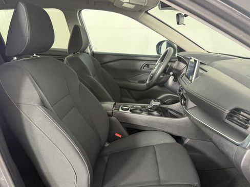 Used 2024 Nissan Rogue S AWD/4WD image 10