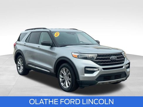 Used 2023 Ford Explorer XLT w/ Equipment Group 202A image 10