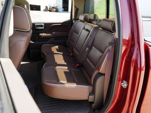 Used 2018 Chevrolet Silverado 1500 High Country AWD/4WD image 9