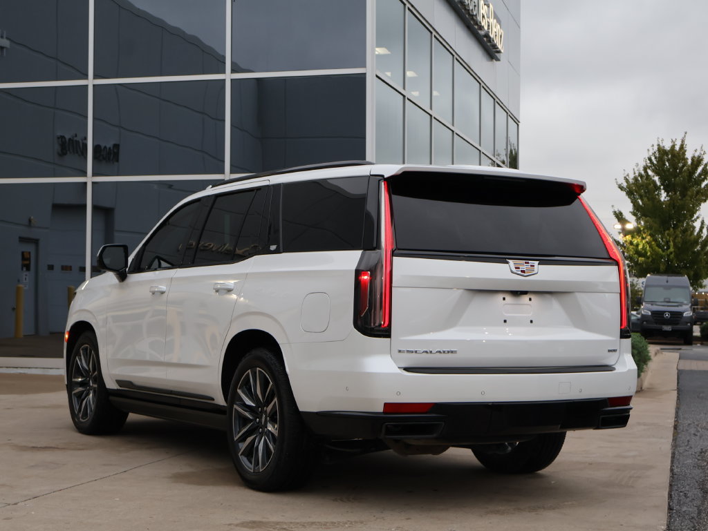 Used 2023 Cadillac Escalade Sport Platinum w/ Heavy-Duty Trailer Package AWD/4WD image 5