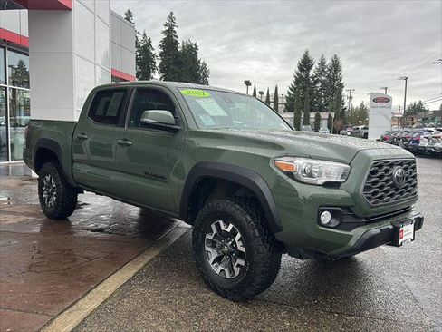 Certified 2021 Toyota Tacoma TRD Off-Road w/ Technology Package image 5