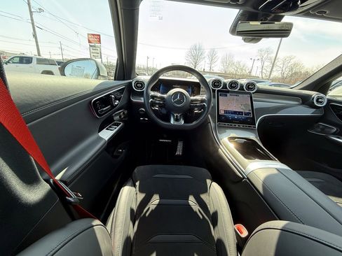 Used 2025 Mercedes-Benz GLC 63 AMG S image 33