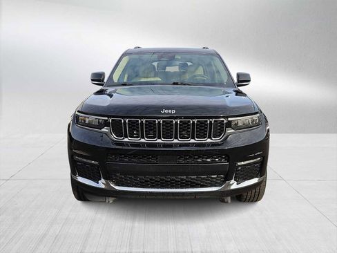 Used 2021 Jeep Grand Cherokee L Limited image 3