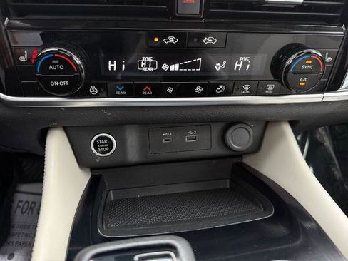 Certified 2023 Nissan Rogue SL w/ SL Premium Package image 29