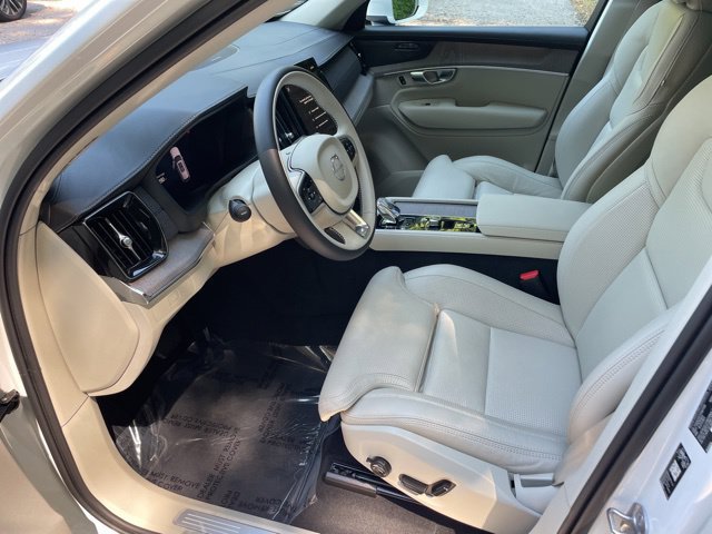 Certified 2026 Volvo XC90 B6 Ultra AWD/4WD image 10