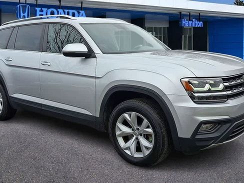 Used 2019 Volkswagen Atlas SE w/ Towing Package image 2