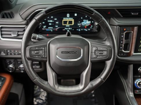 Used 2023 GMC Yukon XL Denali Ultimate image 30