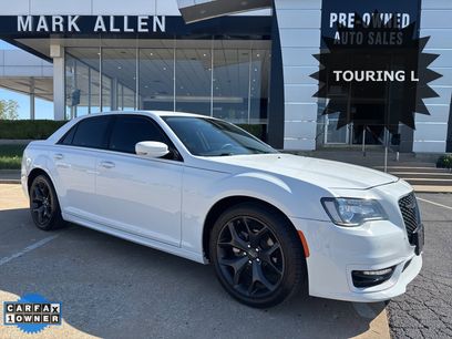 Used 2022 Chrysler 300 Touring L w/ Comfort Group