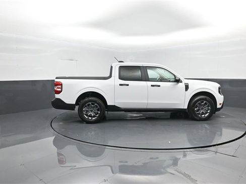 New 2026 Ford Maverick XLT w/ Equipment Group 301A image 8
